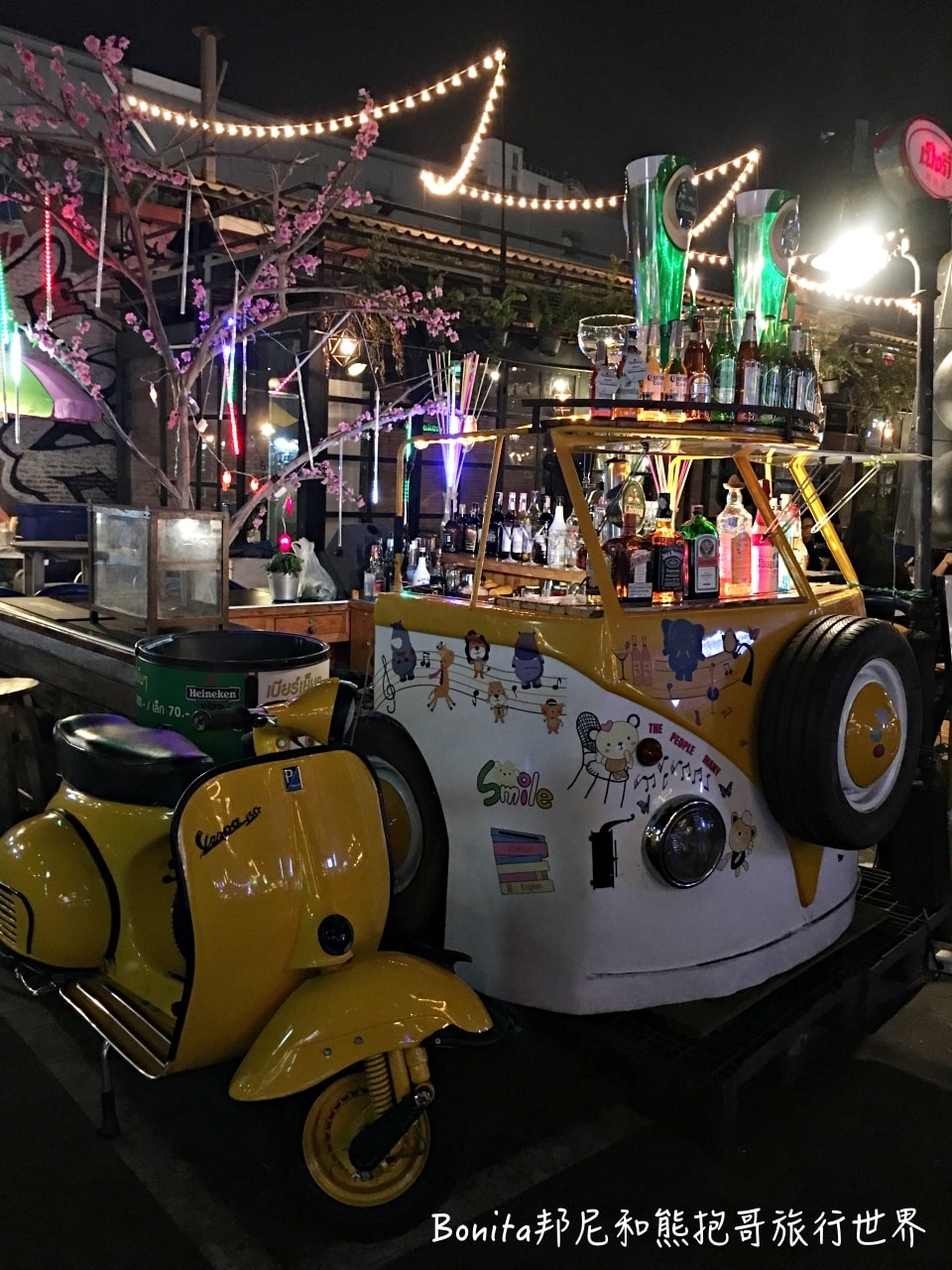 曼谷鐵道夜市22.jpg